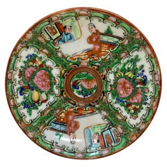 Antique Chinese Famille Rose Porcelain Saucer-Shaped Dish, circa 1900-1910