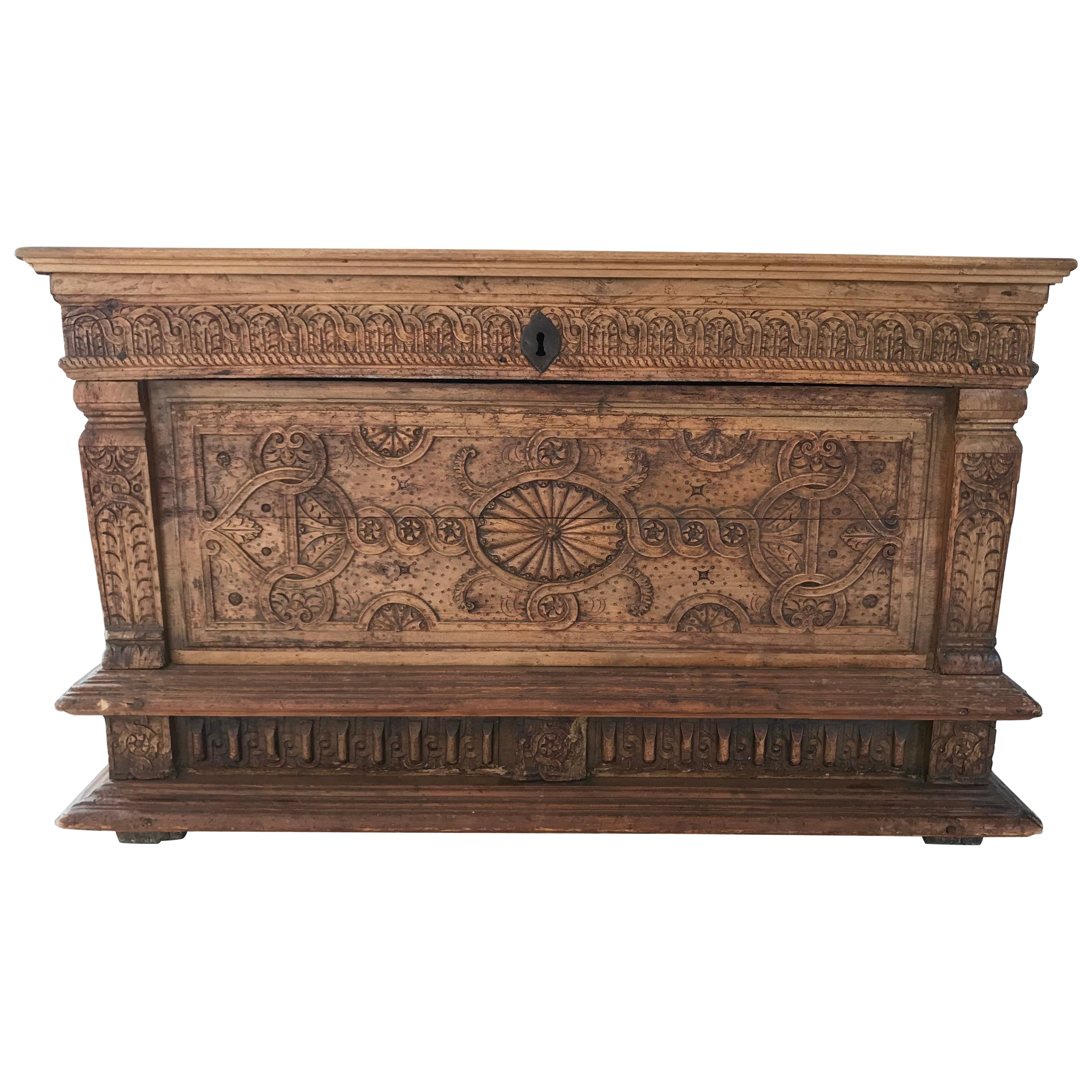 French Antique Wooden Chest Carved with Vegetal  Patter Renaissance Period 16th For Sale