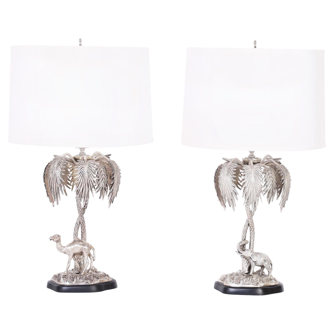 Paar figurale Palmen-Tischlampen