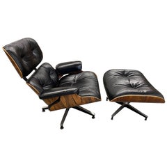 Herman Miller Eames 670/71 Rosewood Chair and Ottoman