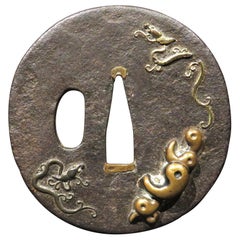 Sehr guter Tsuba aus Eisen und gemischten Metallen aus dem 19. Jahrhundert, Japan Edo-Periode (1603-1868)