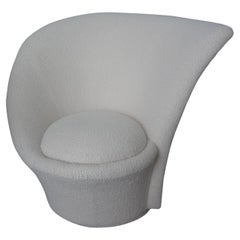 Post Modern Vladimir Kagan for Directional Style Swivel Lounge Chair