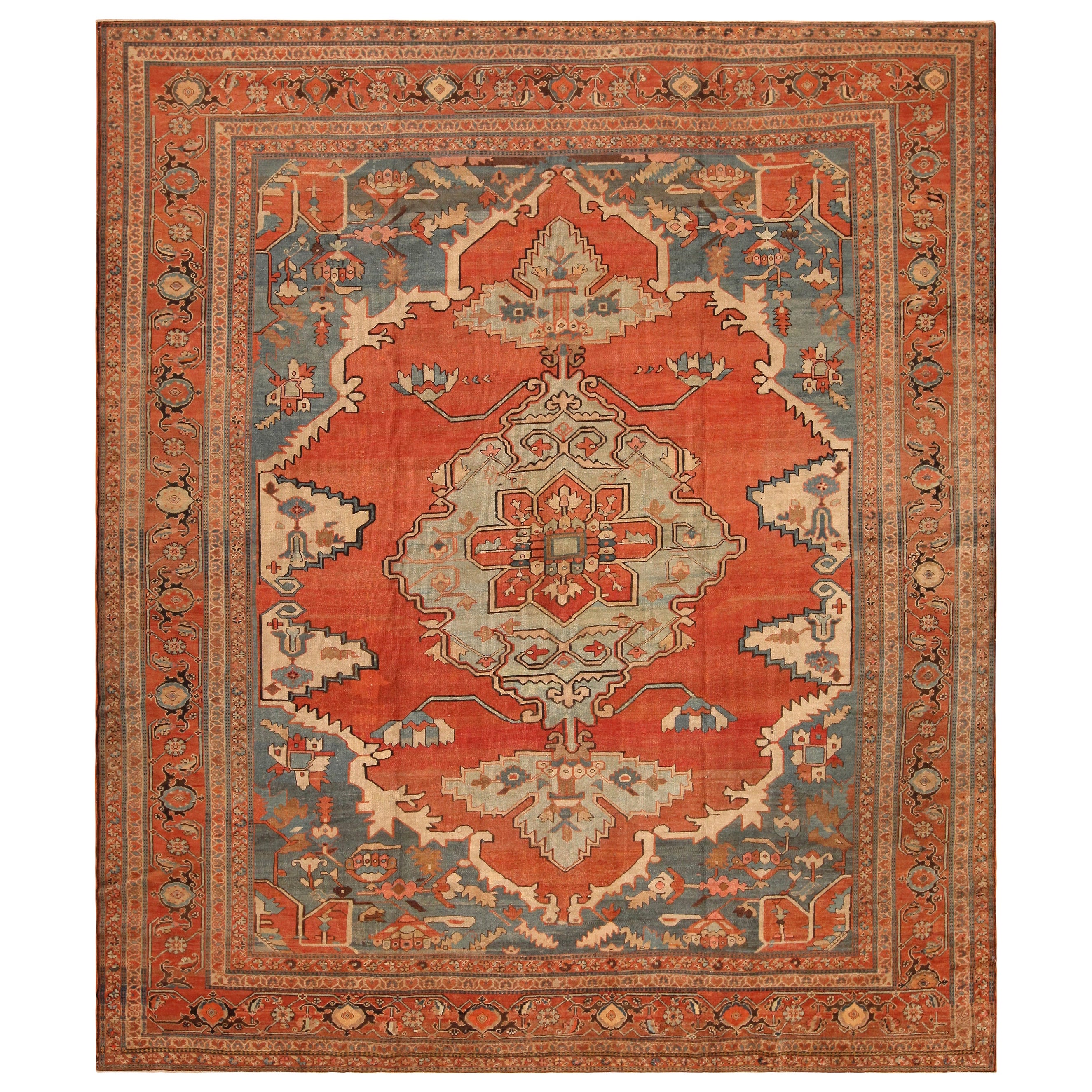 Antique Persian Serapi Rug. Size: 10 ft 7 in x 12 ft 2 in For Sale