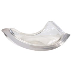 Large Biomorphic Sculptural Lucite Bowl by Ritts
