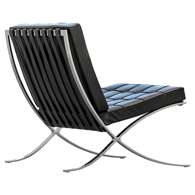 L. Mies Van Der Rohe, Barcelona Chair, 1962 Edition by Knoll International For Sale