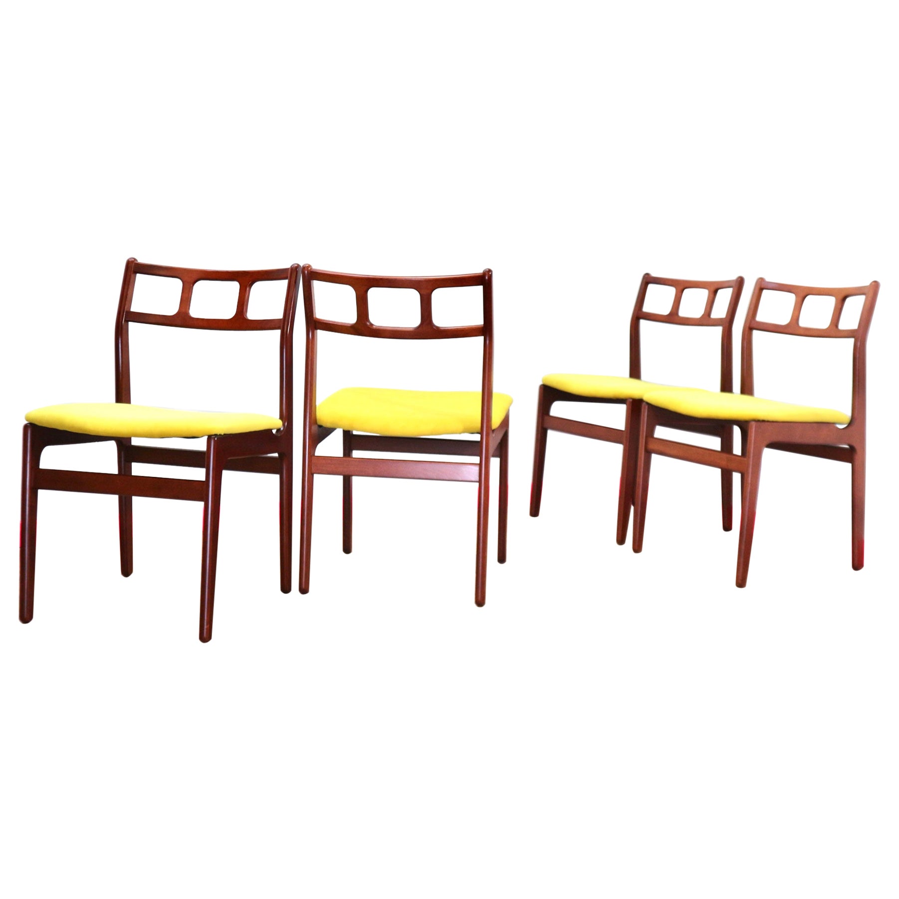 Mid-Century Modern Danish Design Dining Chairs by D, Scan Set of 4