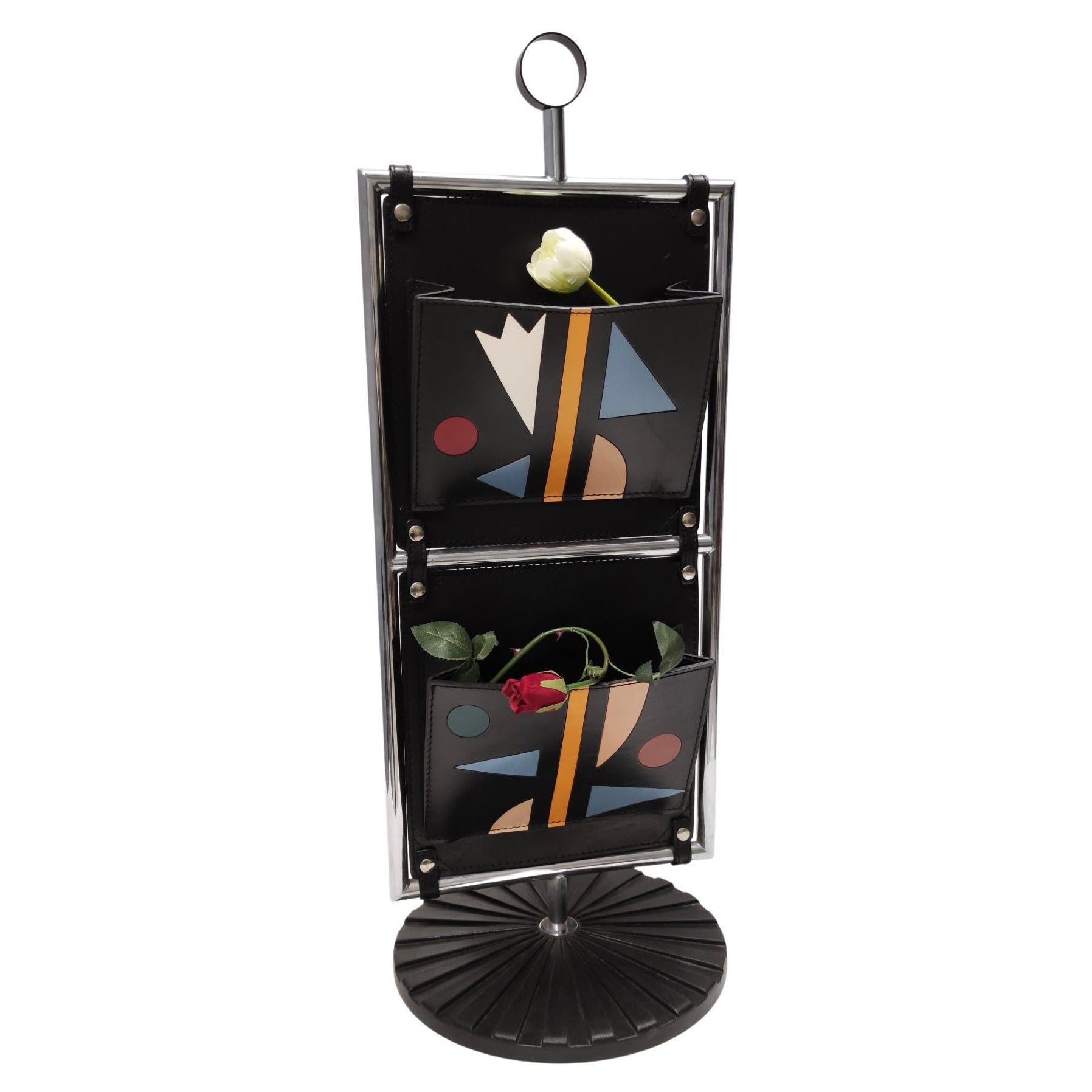 Postmodern Leather and Chrome-Plated Metal Magazine Rack by Salmistraro, Italy For Sale