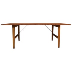 Danish Design Børge Mogensen Teak Lounge Table, Model 281