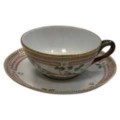 Royal Copenhagen Flora Danica Tea / The Cup / Saucer No 081 + 082 or 3630