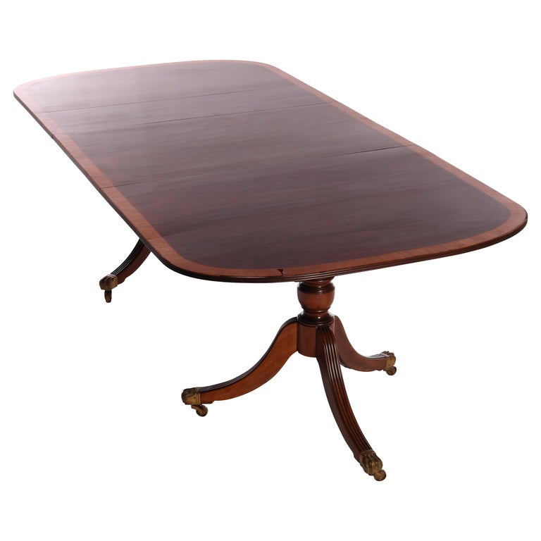 George III Style Mahogany Cross Banded Inlay Tilt-Top Dining Table & Leaf c1940 For Sale