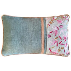 Feuilles à motif rose, coussin rectangulaire brodé à la main