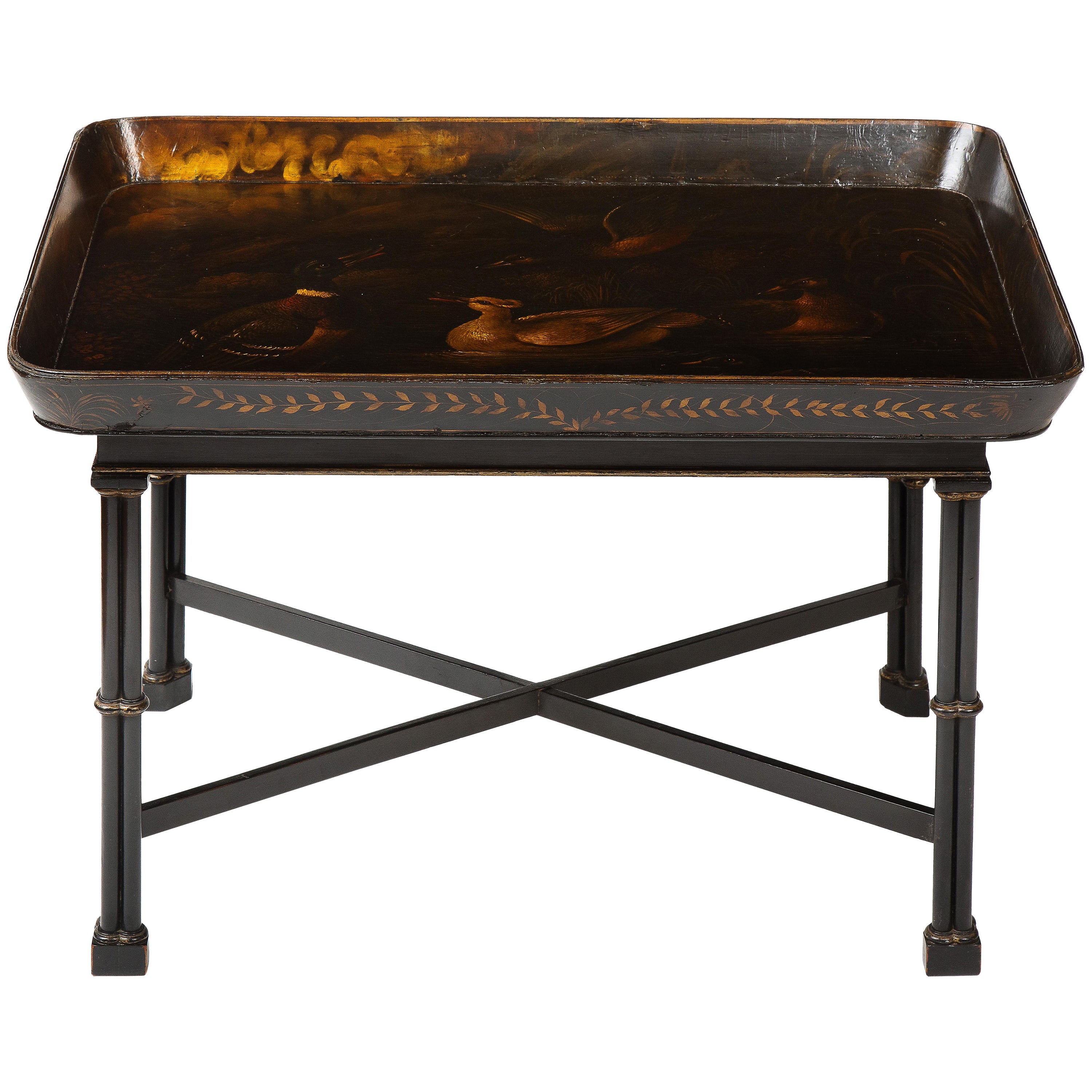 Table à plateau rectangulaire anglaise peinte à la main en laque japonaise noire en vente