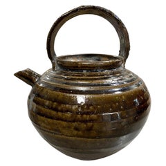 Koreanische Teekanne aus braun-grün glasiertem Steingut und Keramik aus der Koreanischen Joseon-Dynastie