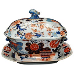 English Early 19th Century Mason's Ironstone Soup Tureen, Lid and Underliner