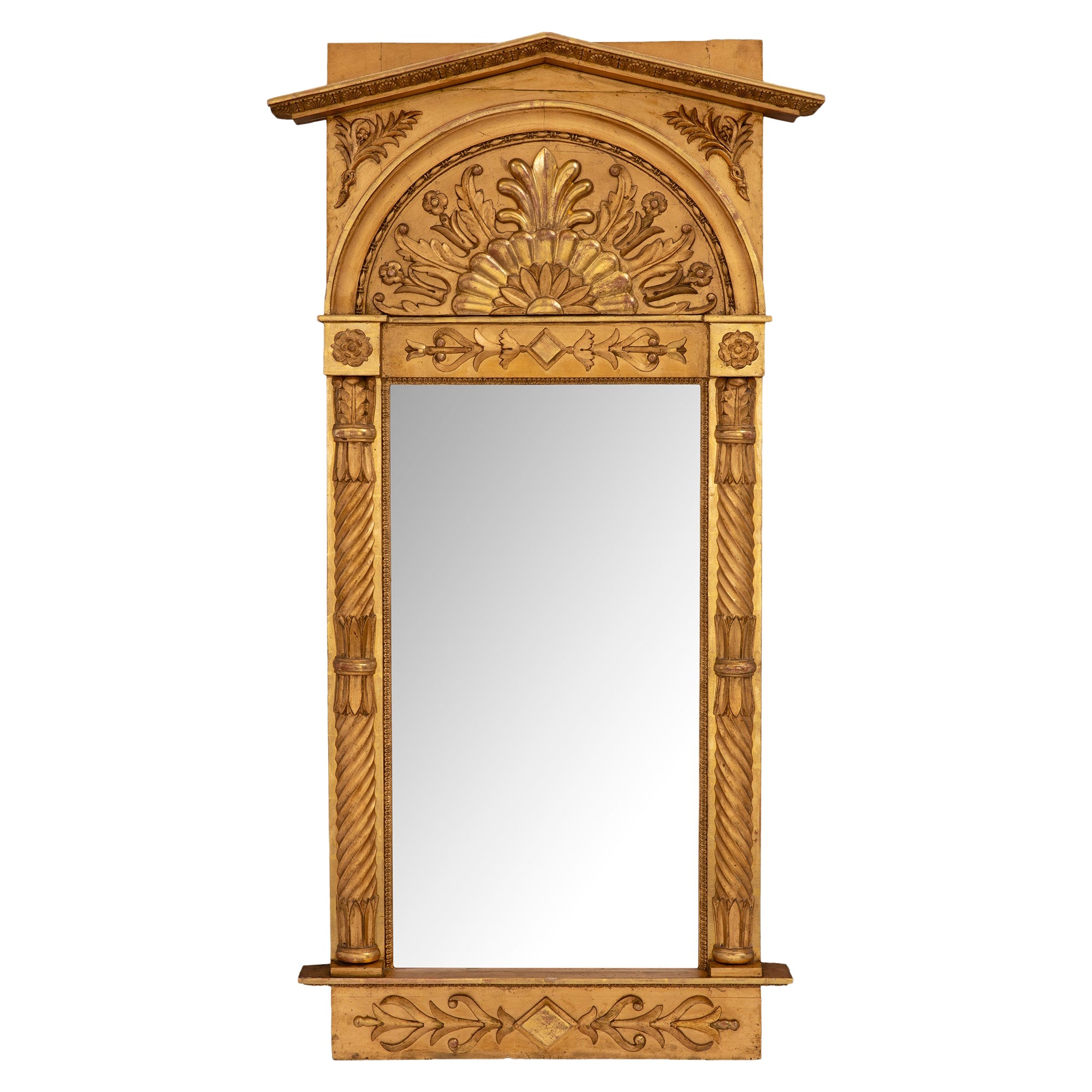 Neoklassizistischer Spiegel aus vergoldetem Holz aus dem 19. Jahrhundert