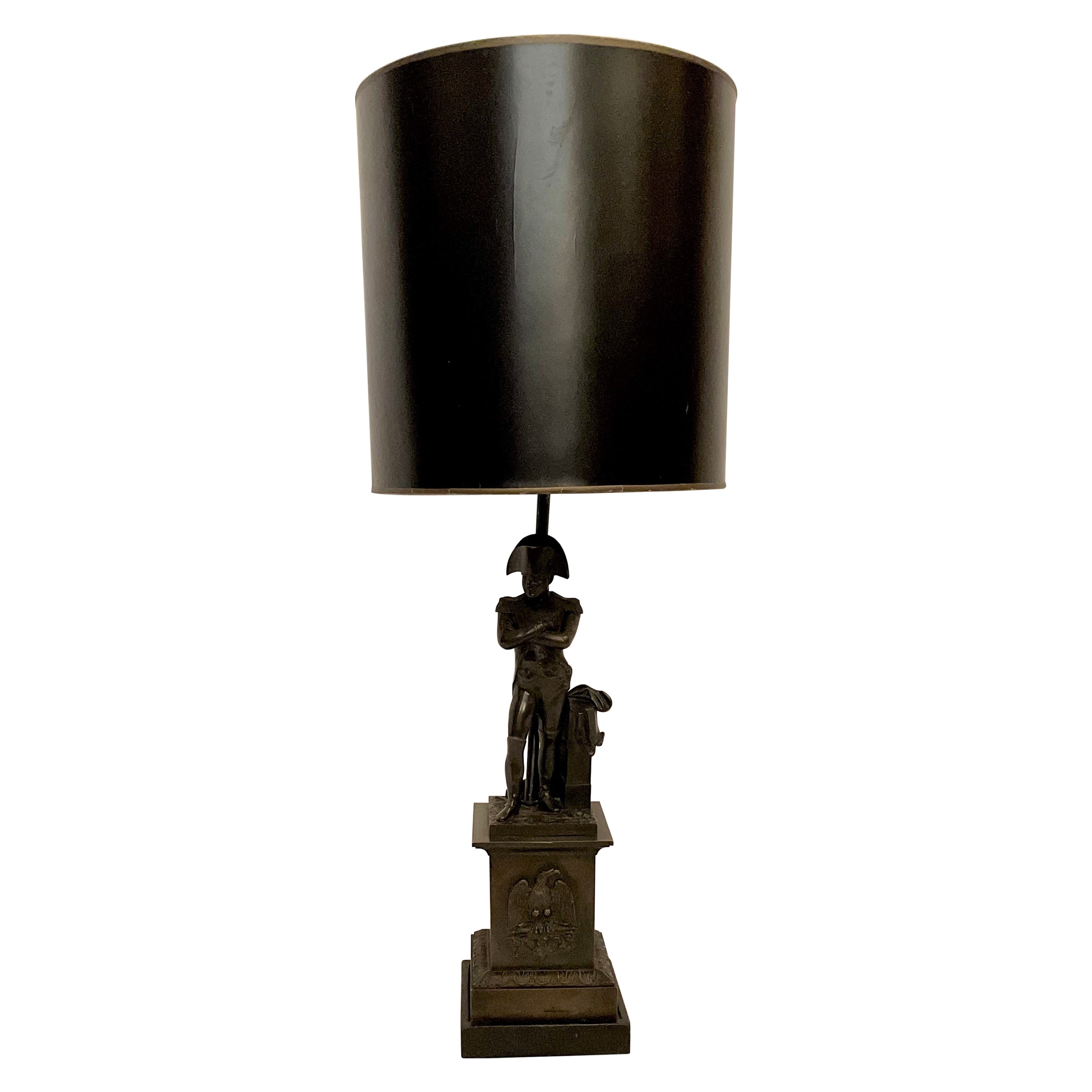 Estate French Lamp with Classical Napoleon Bonaparte Statue in Military Stance