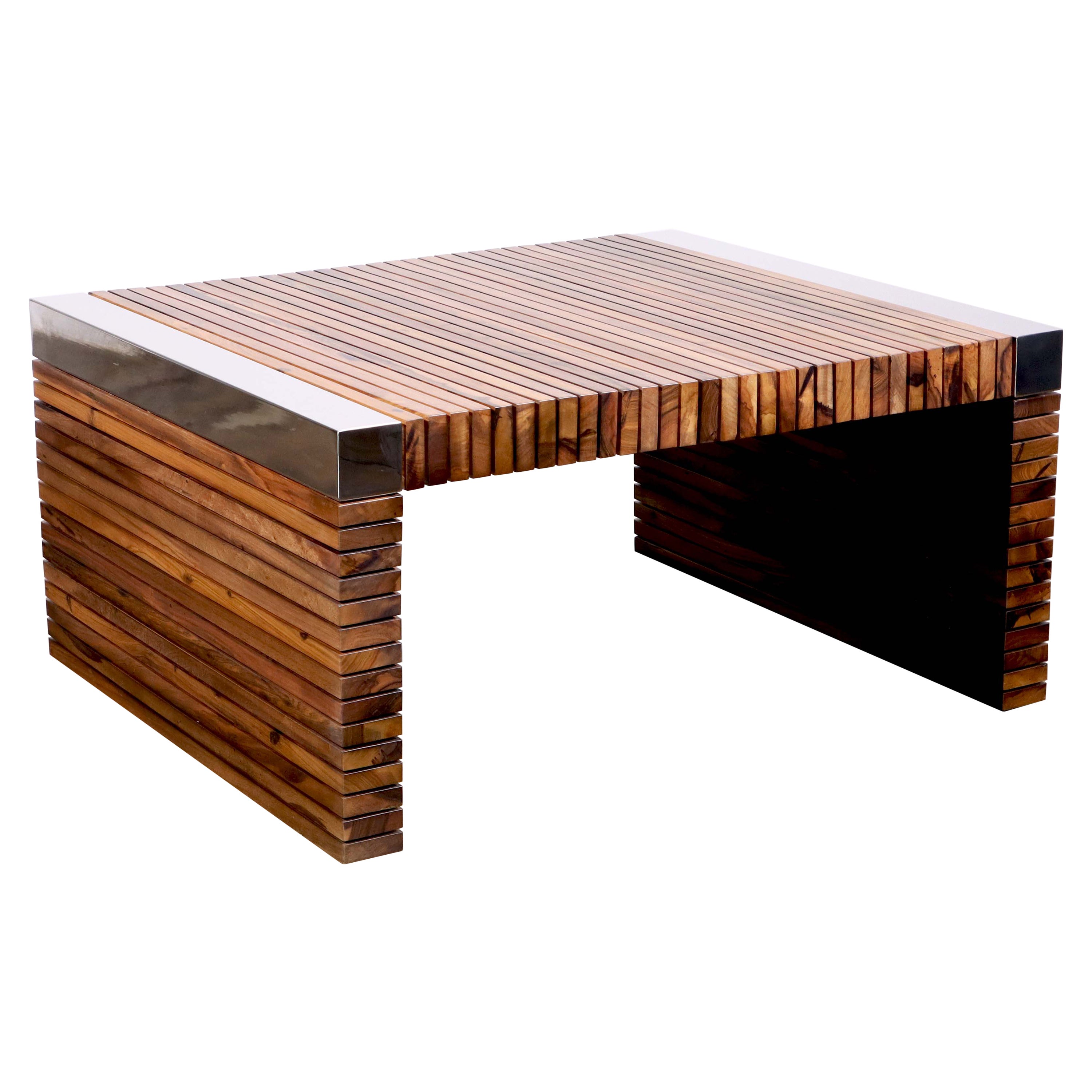 Table basse moderne avec lattes de bois exotique et détails en métal nickelé, Argilla en vente