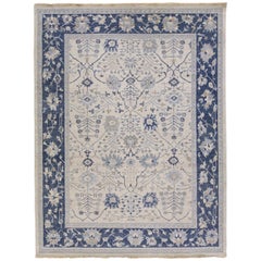 Tapis en laine beige de la collection artisanale Apadana à motifs floraux faits à la main