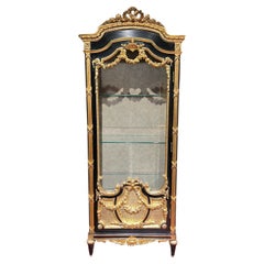 Elegant French Showcase antique Louis XVI Age 20th Century Beech Black / Gold