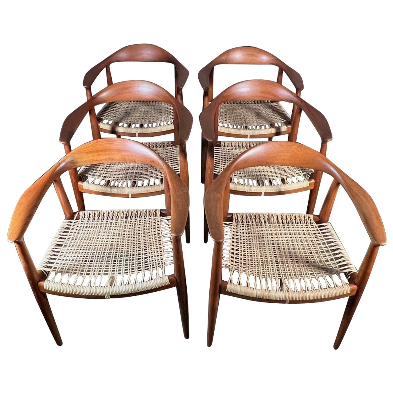 Set of Six Classic Chairs by Hans Wegner Johannes Hansen, Denmark For Sale