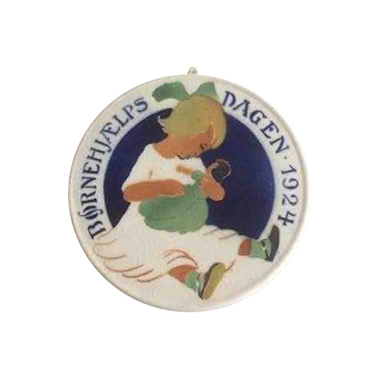 Aluminia Children's Help Day Plate 1924 For Sale