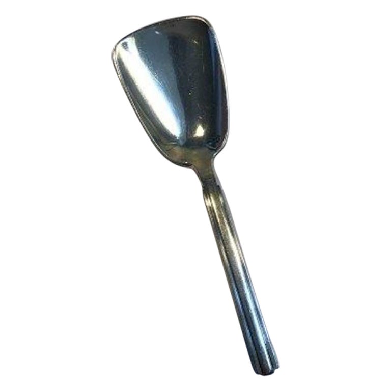 Hans Hansen Arvesølv No. 18 Silver Sugar Shovel For Sale