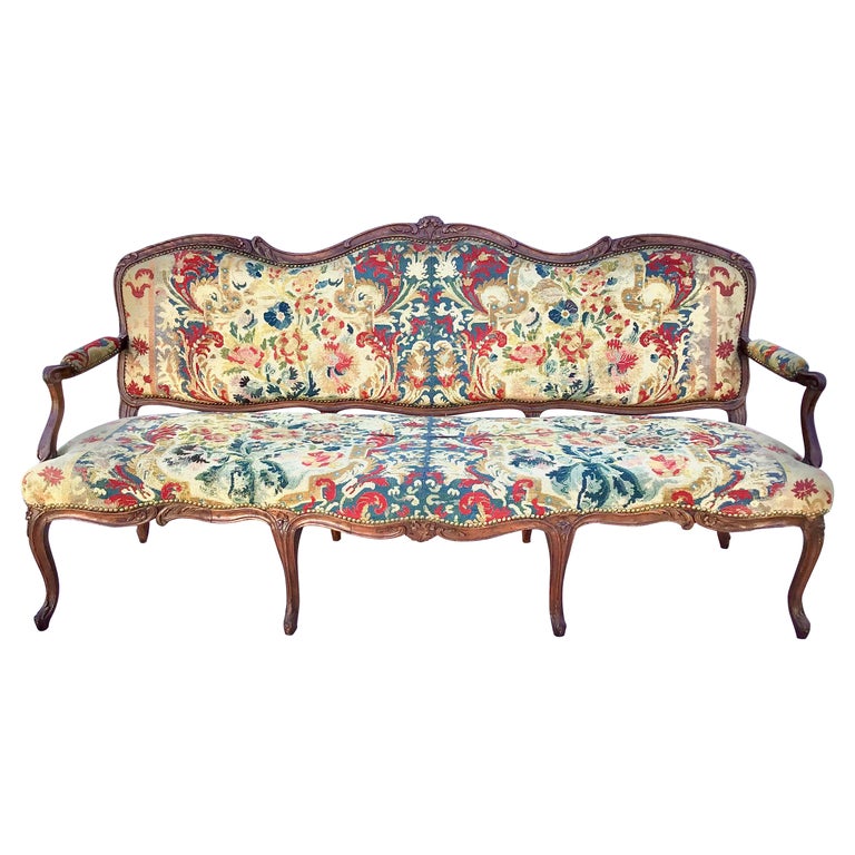 18th Century French Louis XV Carved Canapé with Needlepoint Tapestry For  Sale at 1stDibs