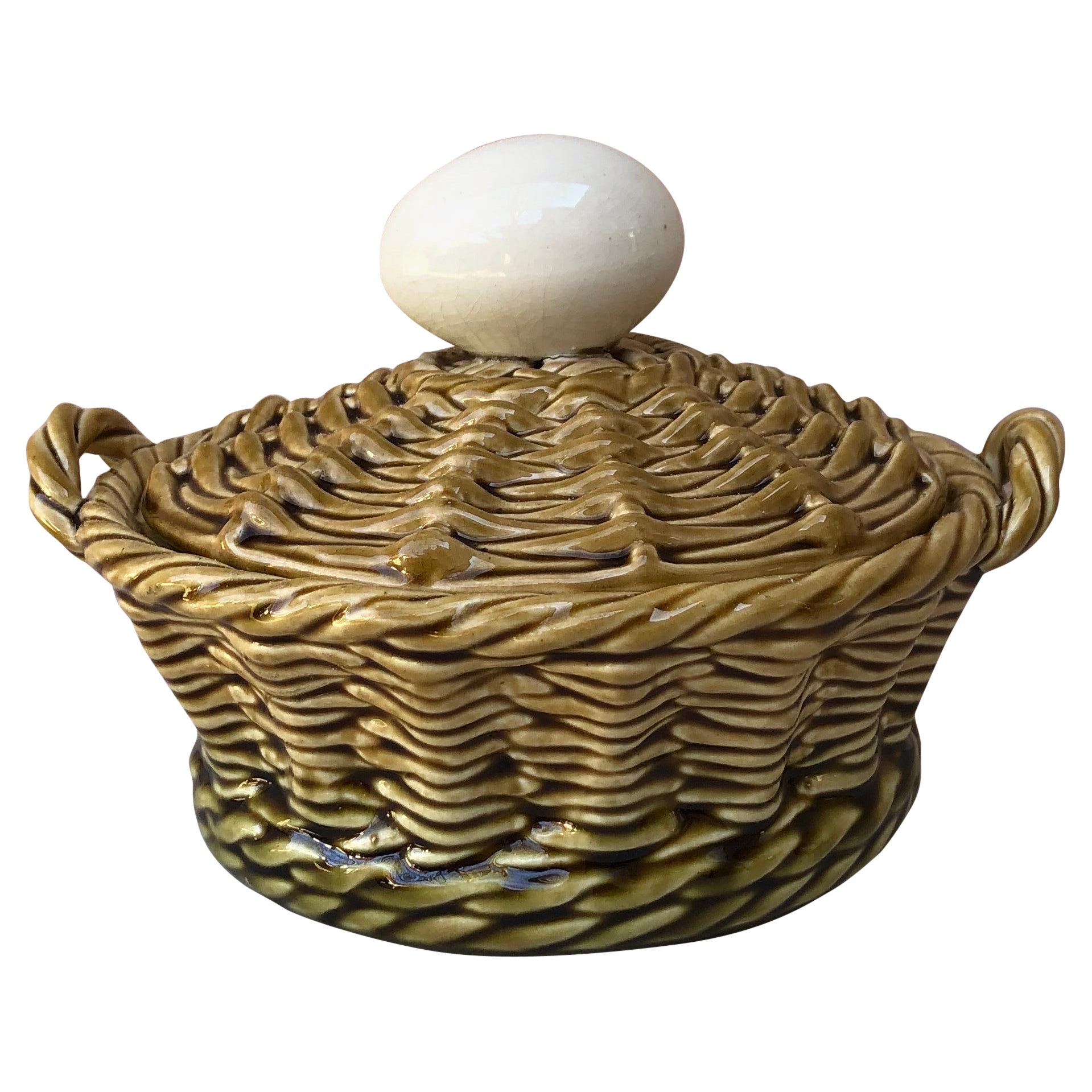 French Majolica Egg Basket Sarreguemines, Circa 1900