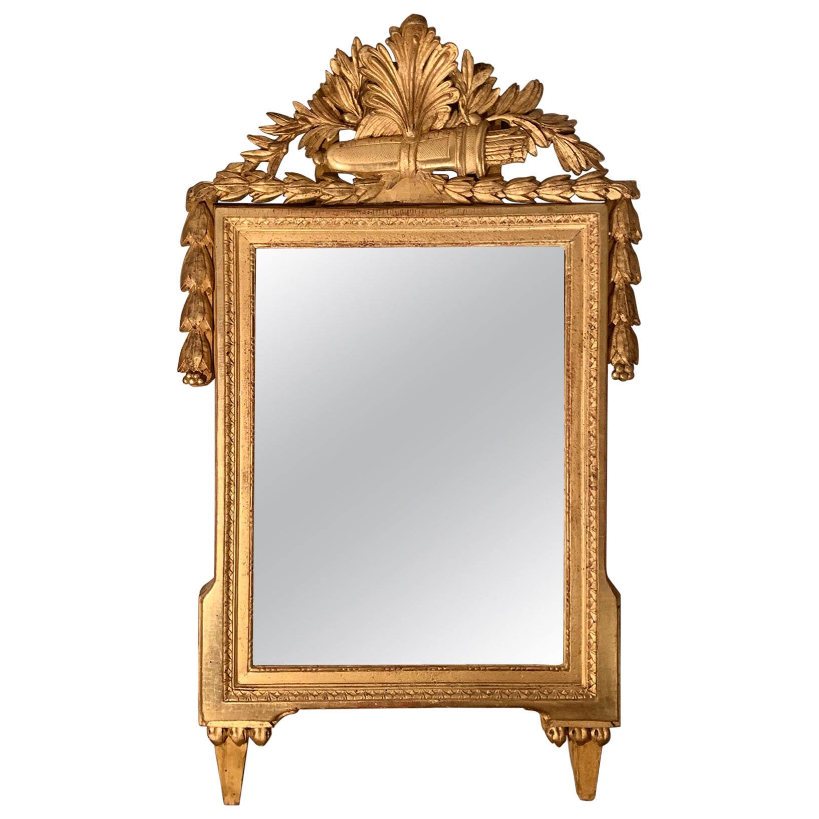 18th Century French Louis XVI Directoire Carved Giltwood Mirror For Sale