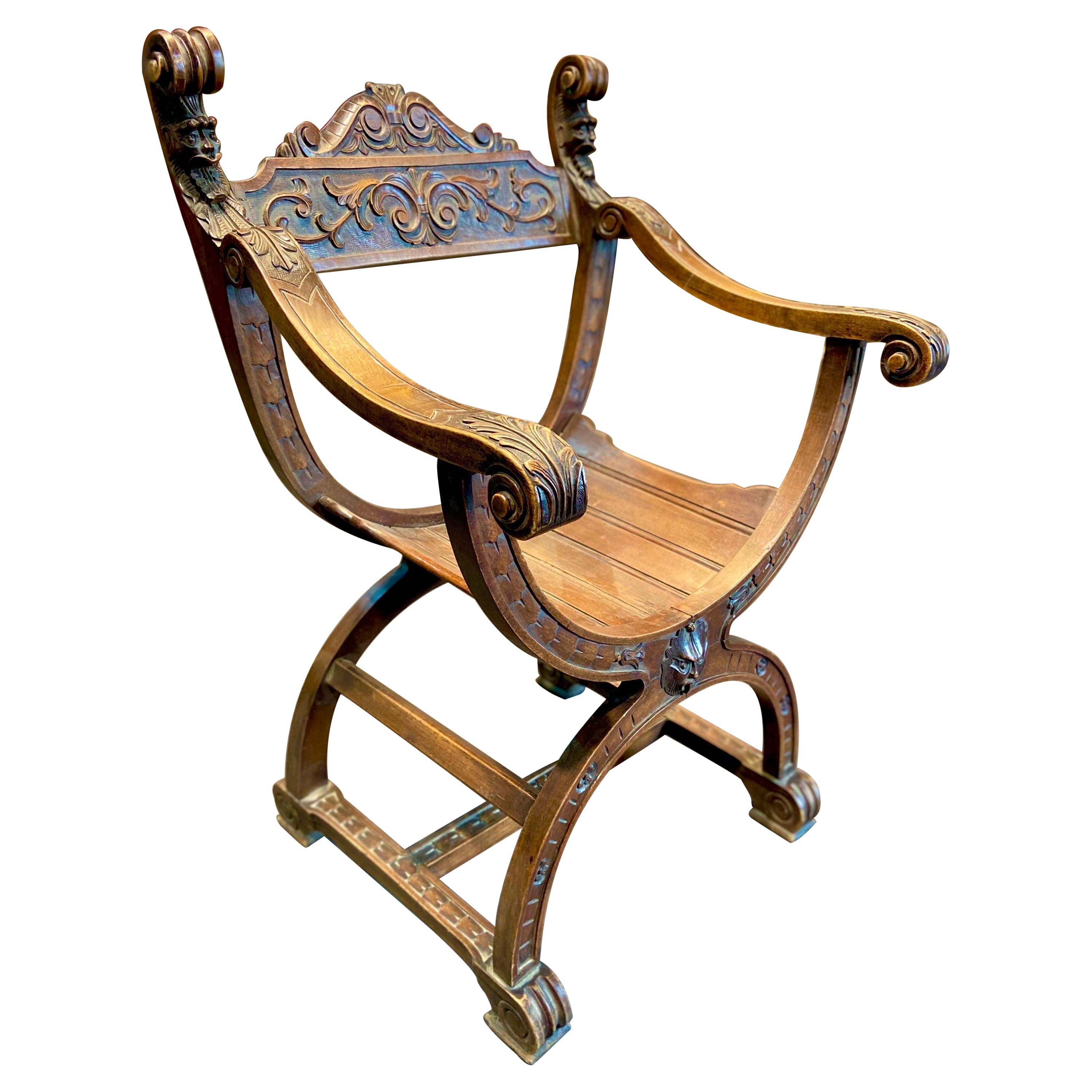 Handgeschnitzter Savonarola-Stuhl aus Nussbaumholz im Henry-II-Stil aus dem 19. Jahrhundert im Angebot