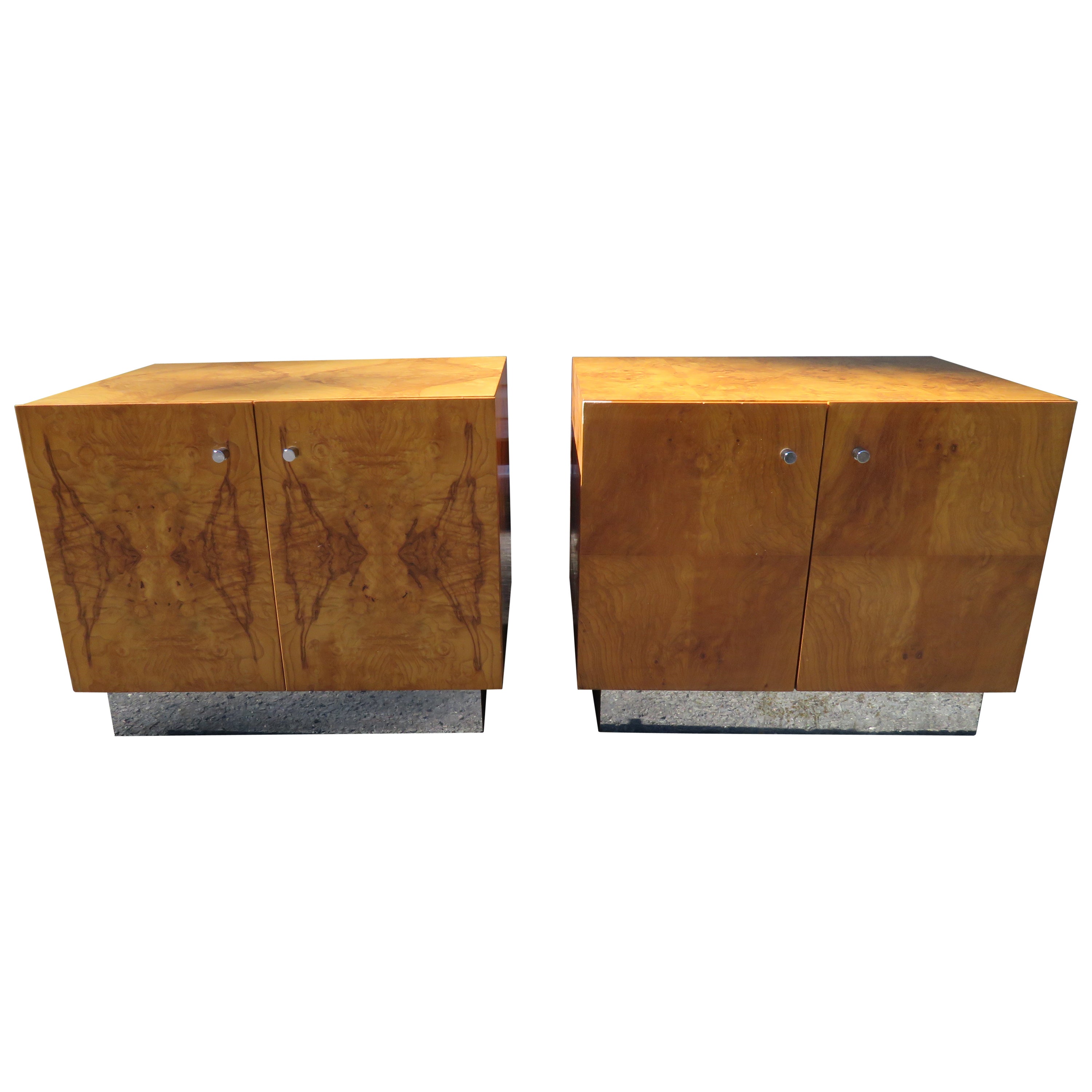 Pair Milo Baughman for Thayer Coggin Burl Night Stands Mid-Century Modern