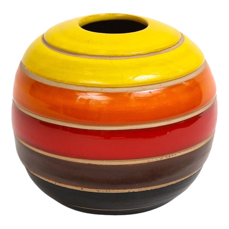 Vase Bitossi, céramique, rayures, rouge jaune, orange, marron, noir, signé 