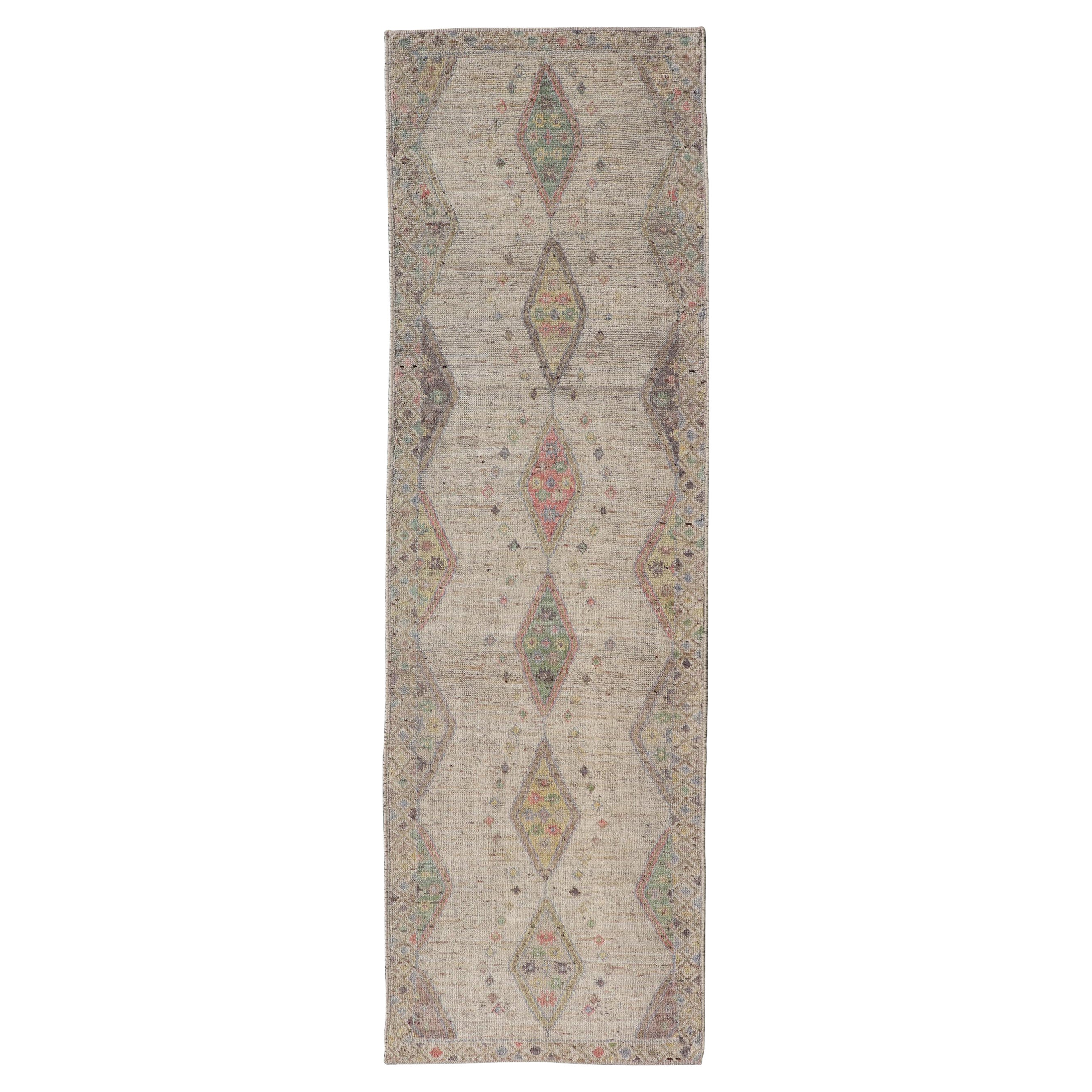 Modern Hand-Knotted Runner with Sub-Geometric Diamond Design in Wool For Sale