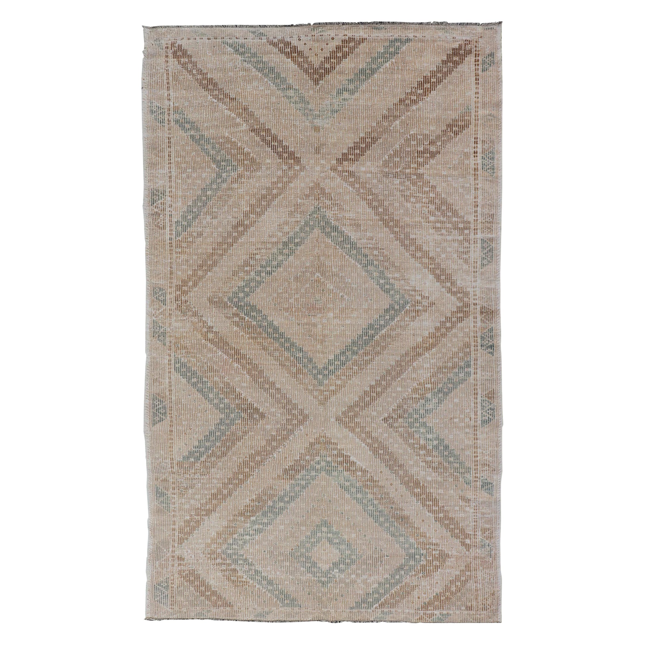 Vintage Hand-Woven Turkish Gallery Kilim Rug in Wool with Diamond Design For Sale
