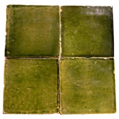 Handgefertigte glasierte Zelige-Kachel in grüner Farbe