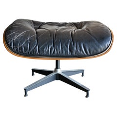 Eames 671 Ottoman aus Palisanderholz und schwarzem Leder, ca. 1970