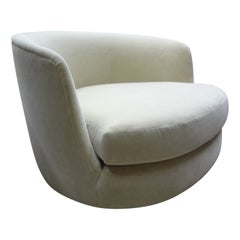 Circular Milo Baughman for Thayer Coggin Swivel Lounge Chair