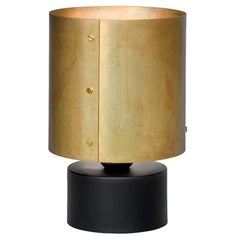 Tischlampe „ Konsthantverk Svep“ aus schwarzem Rohmessing