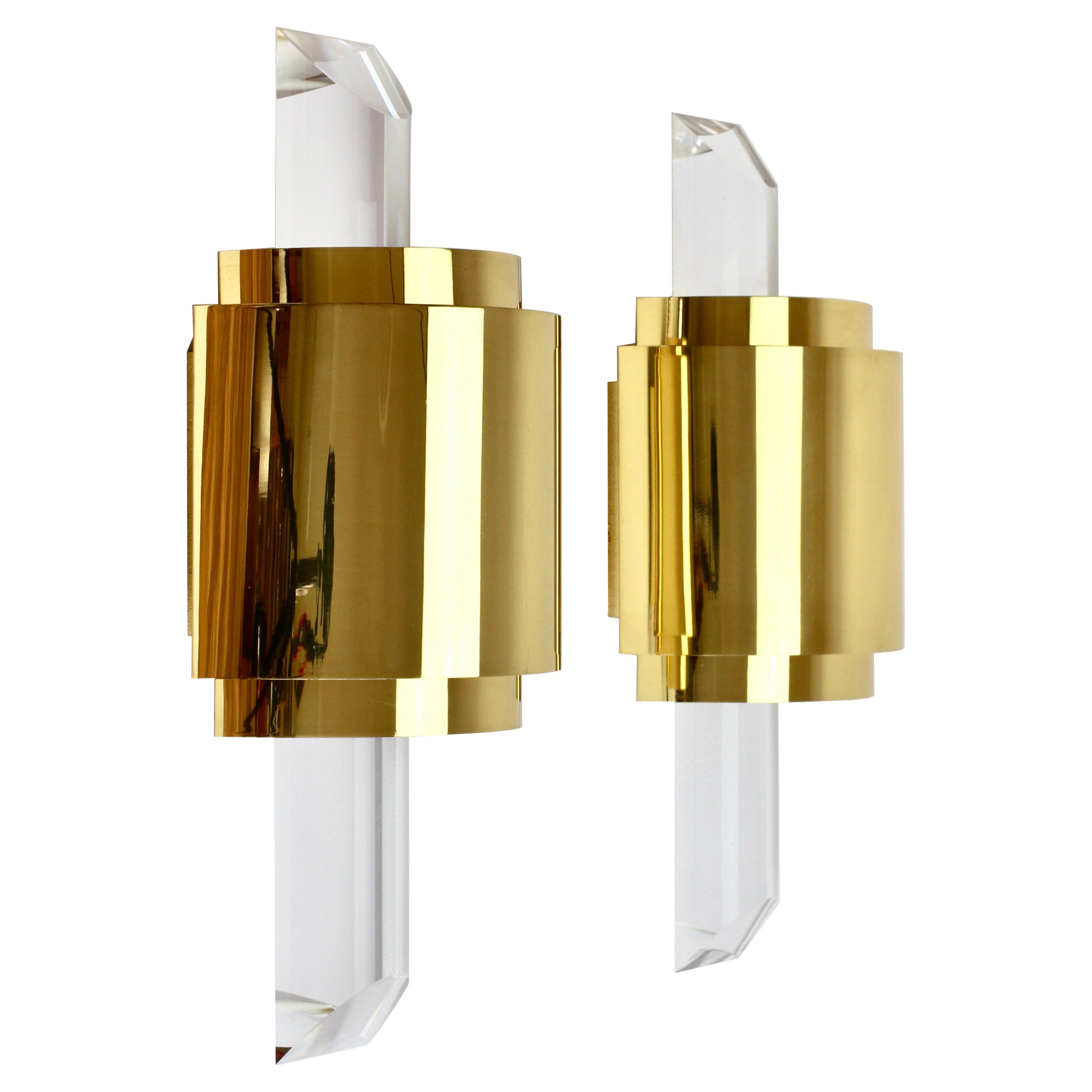 Large Hollywood Regency Lucite and Brass Wall Lights or Sconces, circa 1970s For Sale
