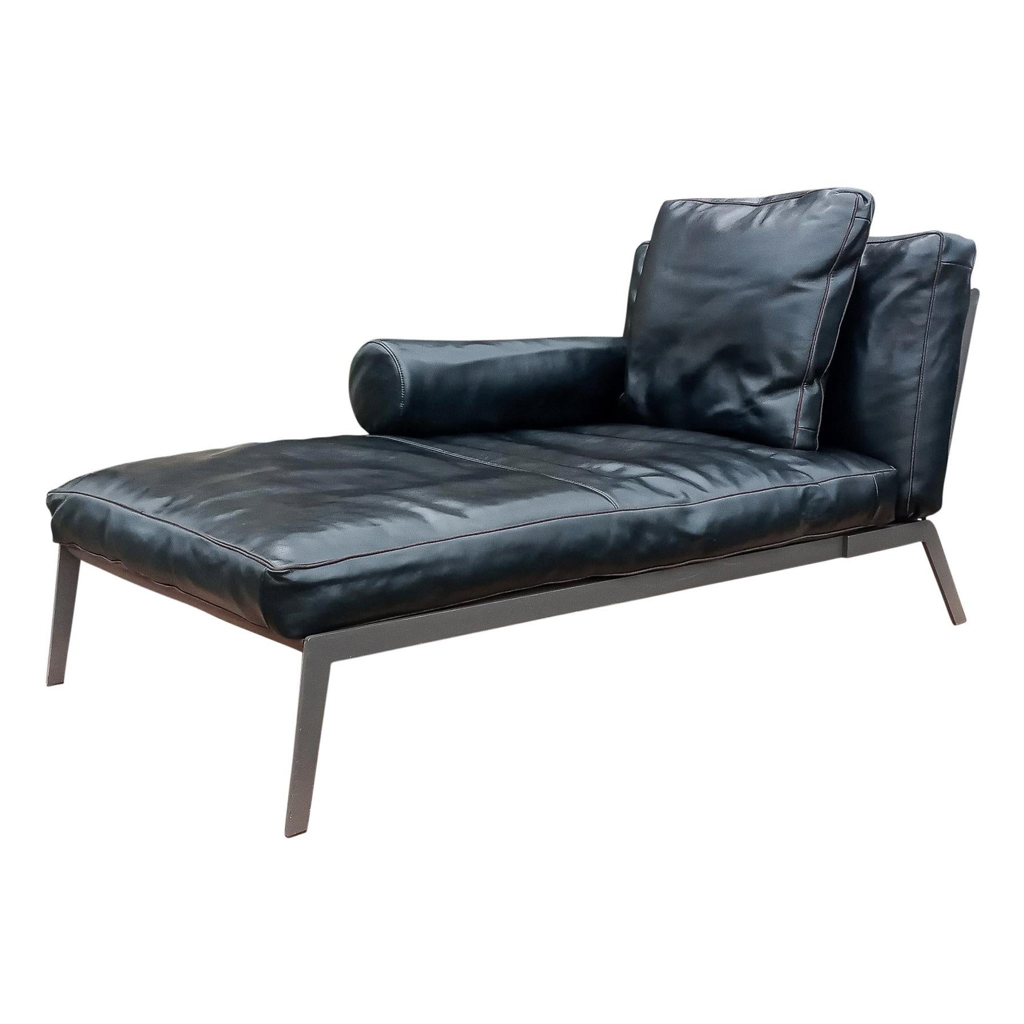 Antonio Citterio for Flexform, Italian Post Modern Leather Chaise Daybed Signed