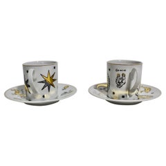 Moderno juego vintage dúo de tazas para café expreso Piero Fornasetti para Rosenthal Años 80