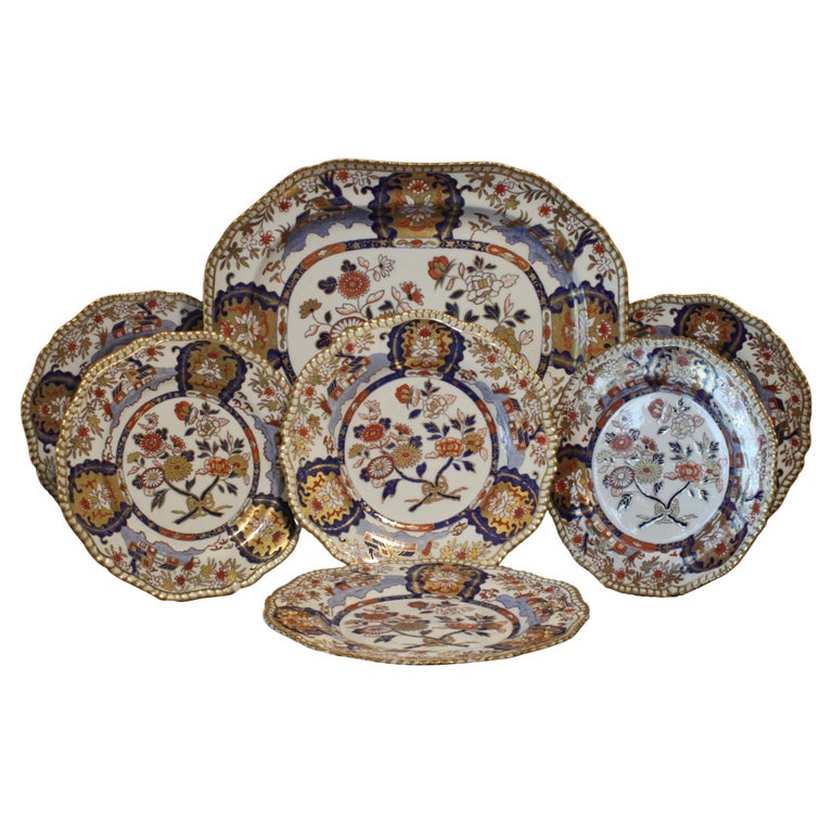 Spode Spring Plates Set of Seven Spode Plates, Bowls and a Platter, c1830 For Sale at 1stDibs