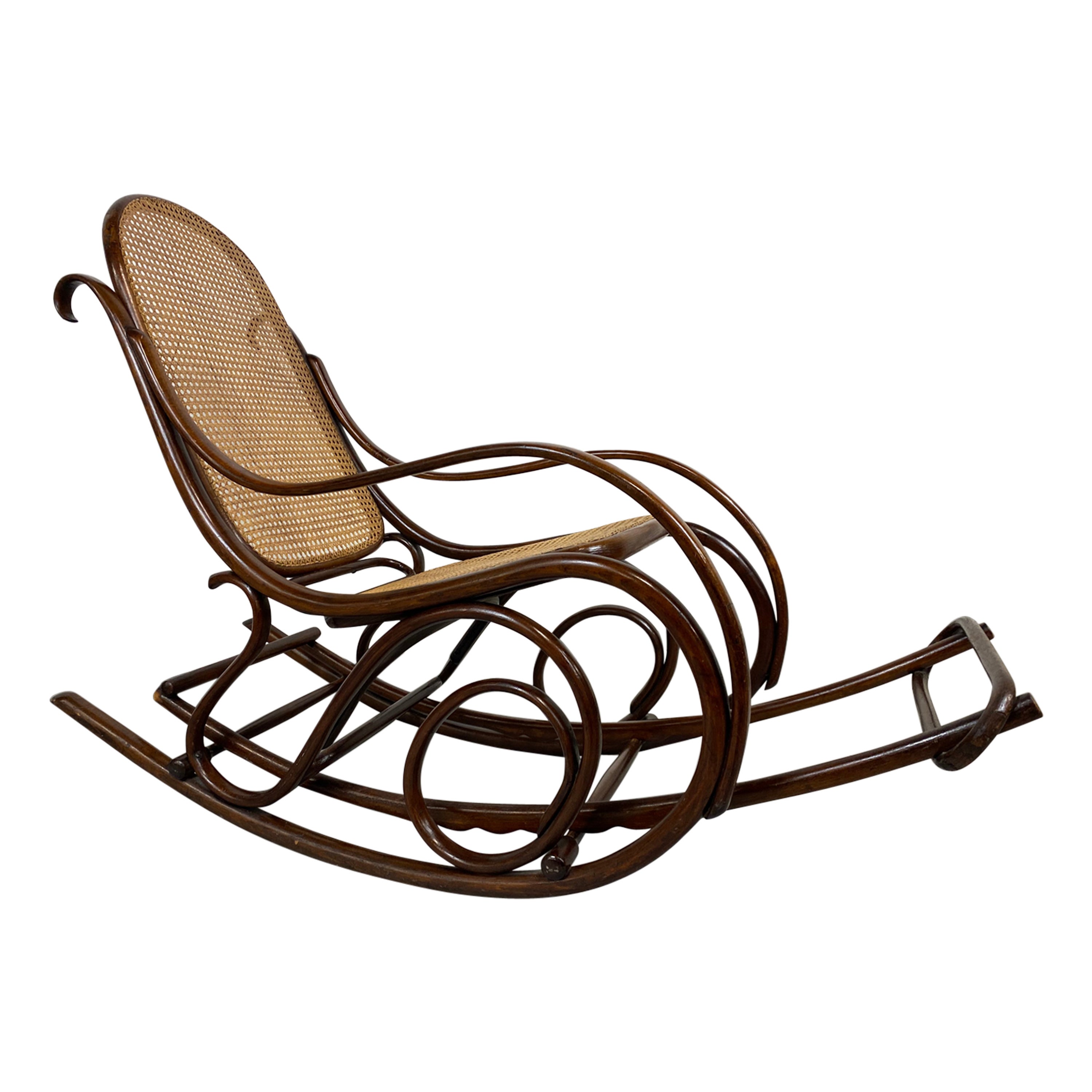 Thonet Rocking Chair No.7014 For Sale