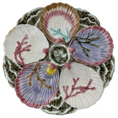 Antique English Wedgwood Majolica Porcelain Seaweed Design Oyster Plate, c. 1880