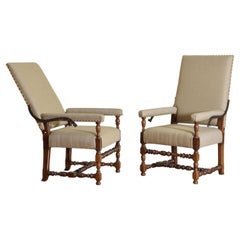 French Louis XIII Style Pair of Walnut Ratchet Chairs, 19th Century