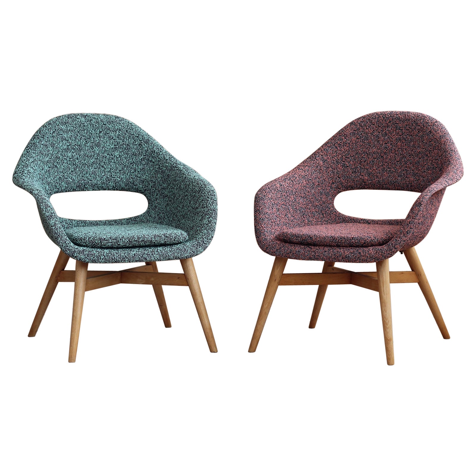 Set of 2 Lounge Chairs Designed by Miroslav Navrátil, 1950s, Czech Republic For Sale