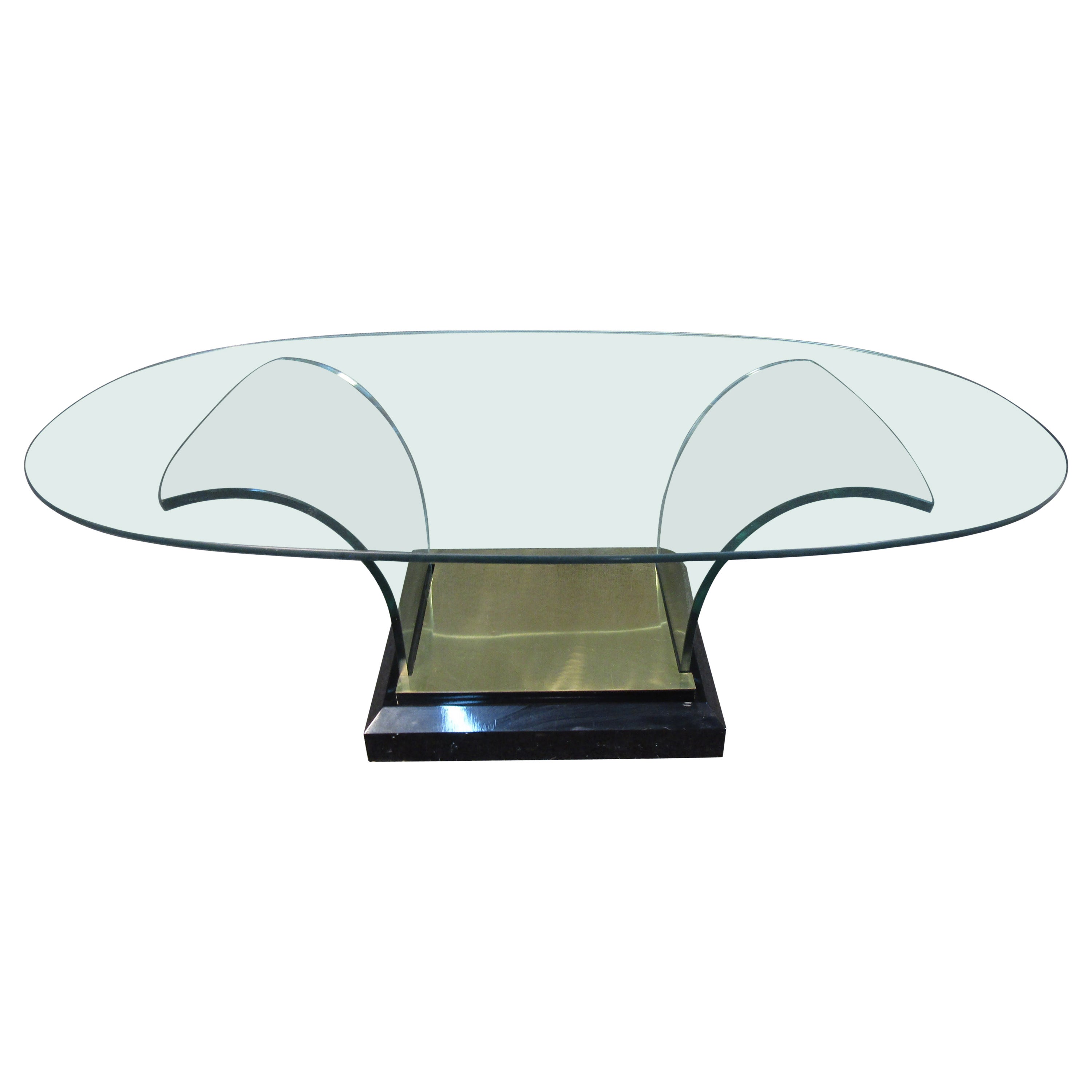 Mid-Century Modern Coffee Table in Glass and Brass For Sale