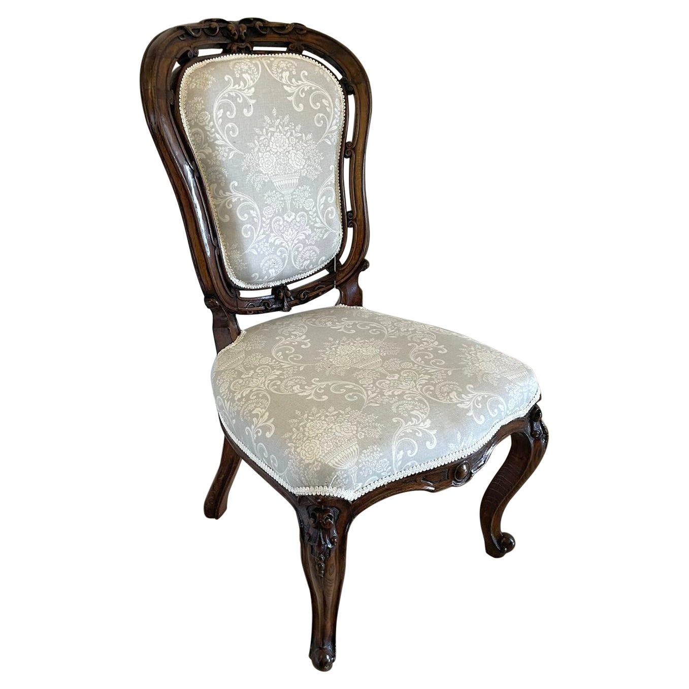 Quality Antique Victorian Walnut Carved Side Chair