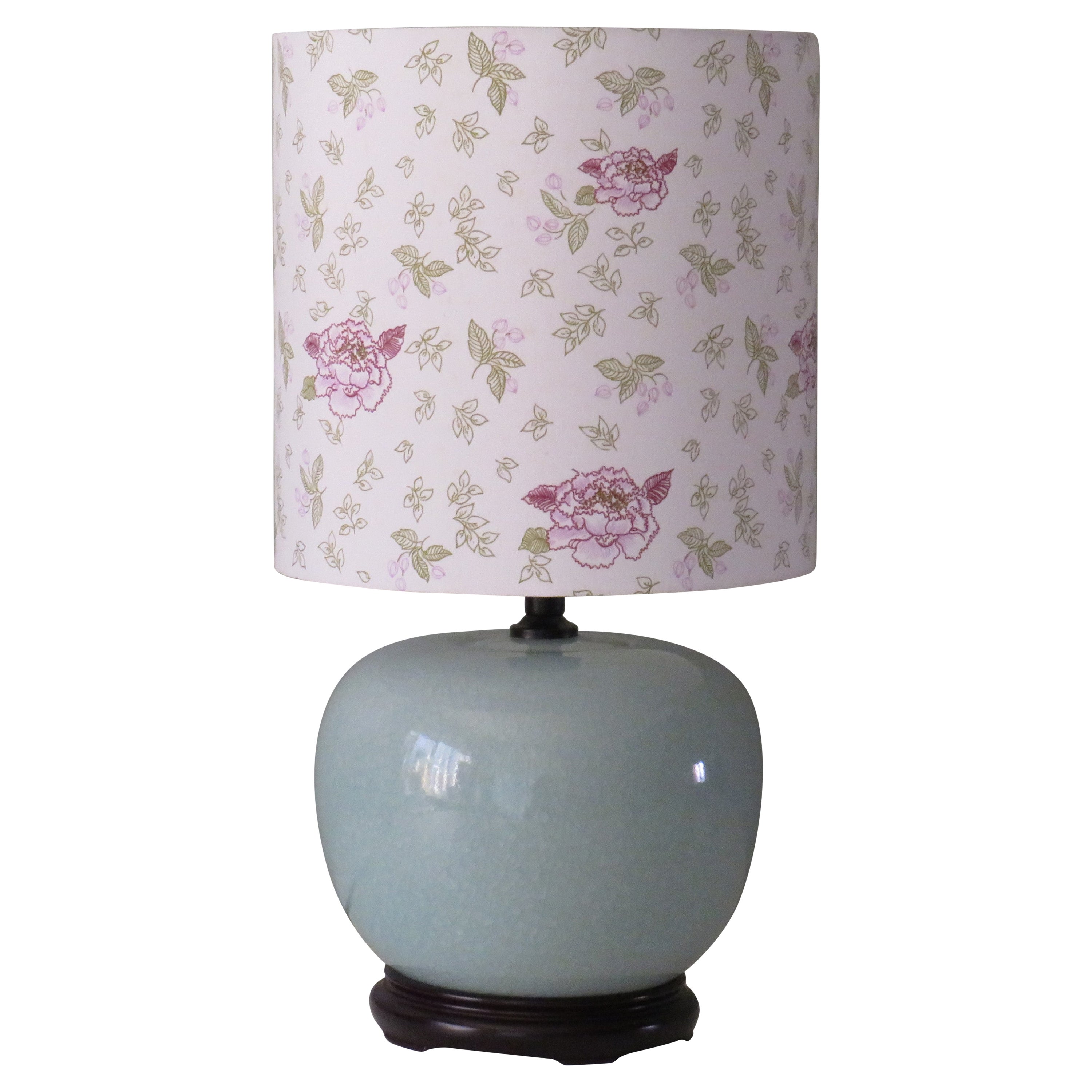 Lámpara de mesa de cerámica craquelada color celadón con nueva pantalla personalizada