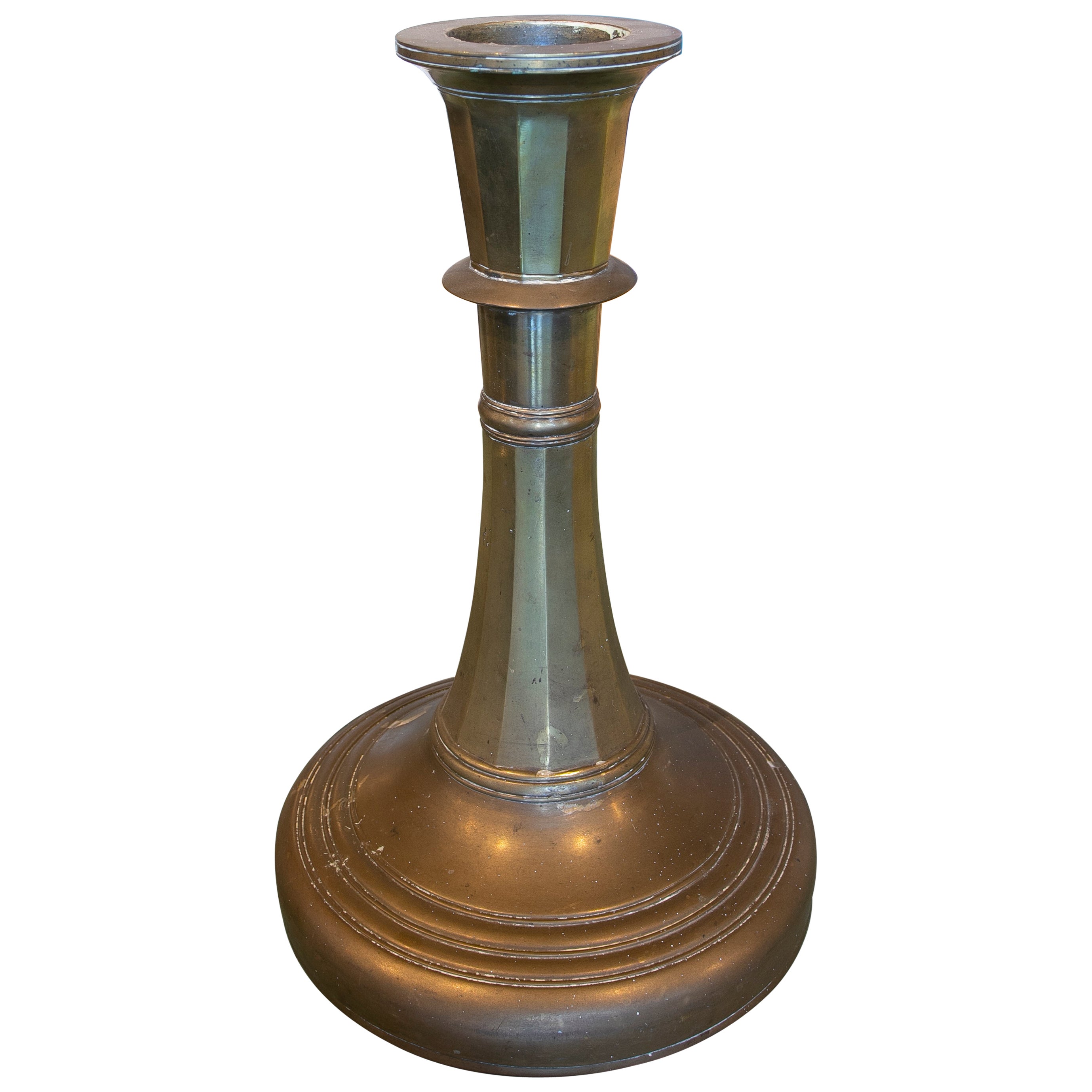 Bronze-Kerzenhalter mit rundem Sockel aus dem 19.